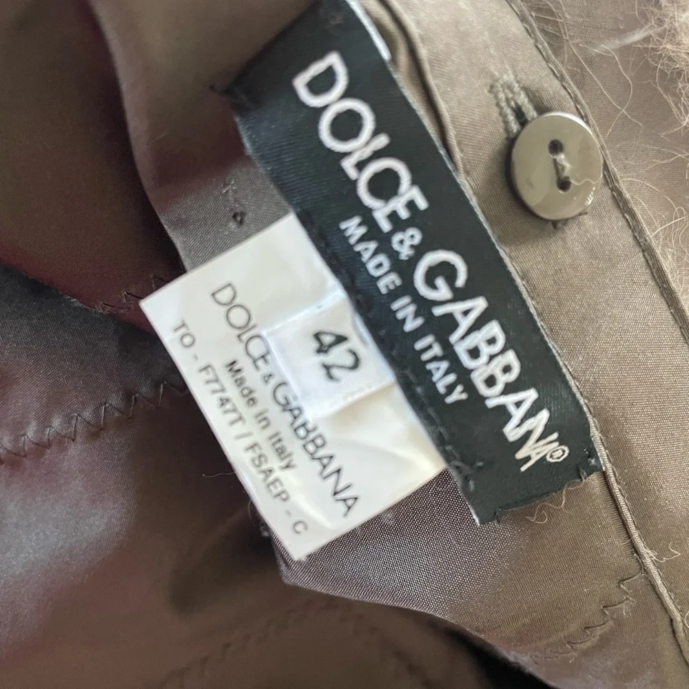 Dolce and Gabbana real fur coat size 6 - Picture 8 of 16